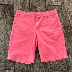 GAP BOYFRIEND ROLL UP SHORTS